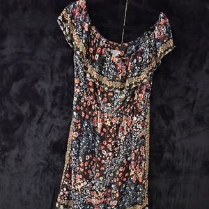 Floral off shoulder maxi dress